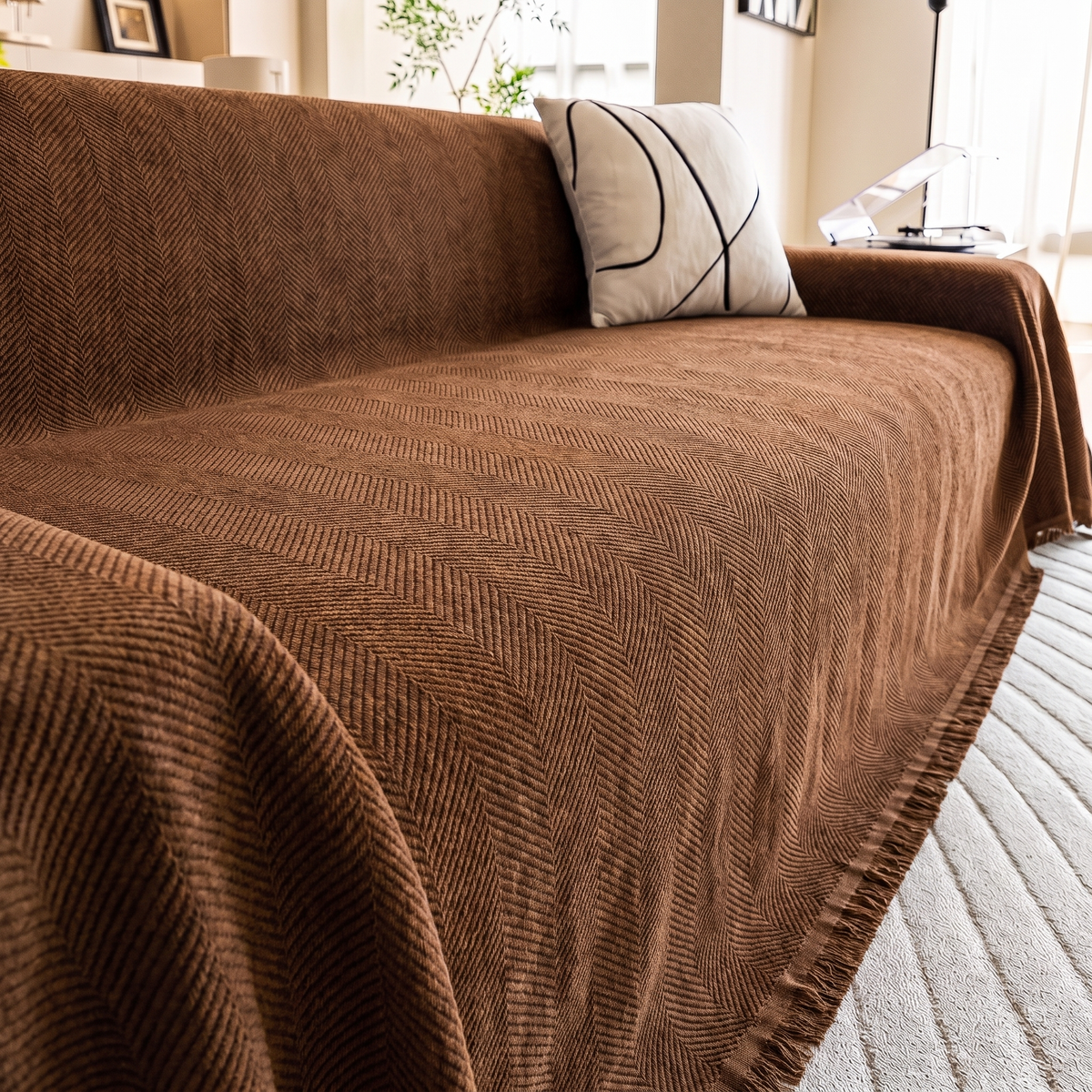Herringbone Chenille Couch Blanket in Caramel